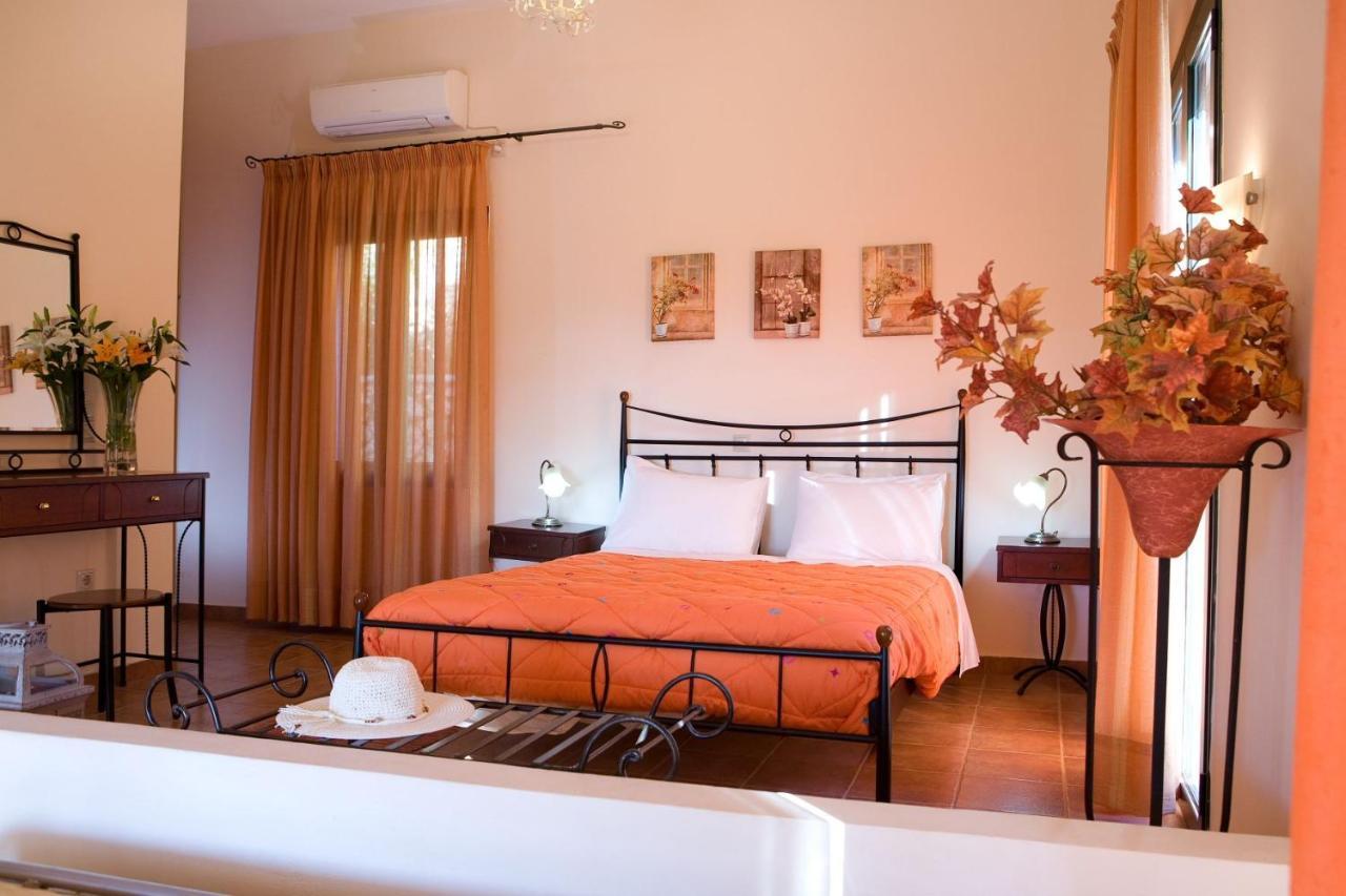 Villa Timoklia Tsoukaládhes Esterno foto